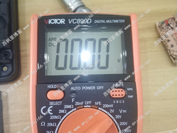 联想拯救者14ISK更换电池