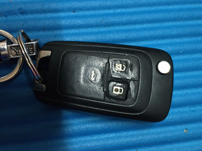 科鲁兹、英朗等雪佛兰别克系更换车钥匙壳